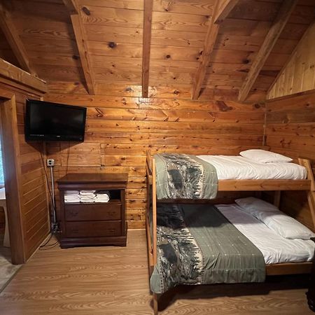Cozy Cabin With Breathtaking Views Near Dollywood Пиджен Фордж Екстериор снимка